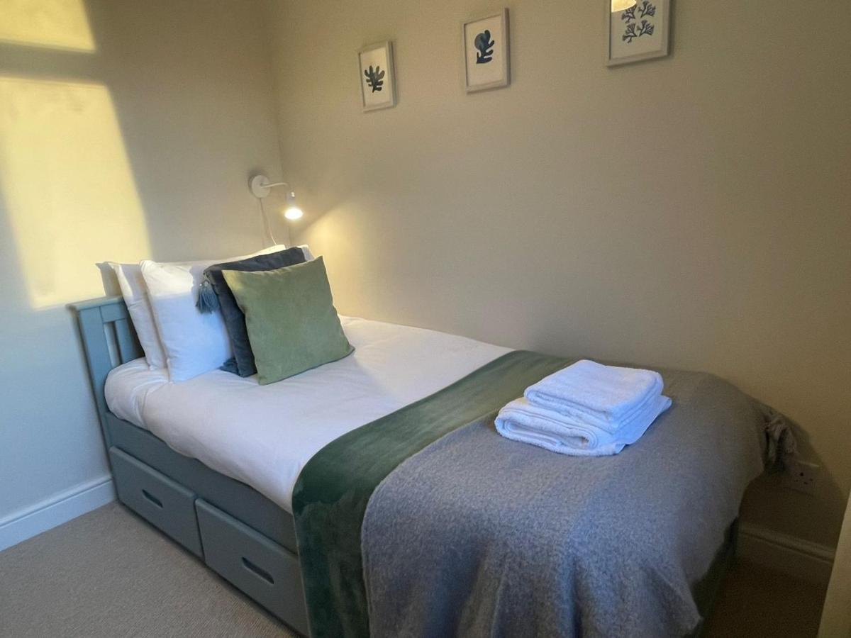 No 12 - Stylish & Homely 3 Bed With Parking Close To City Centre Bath Kültér fotó