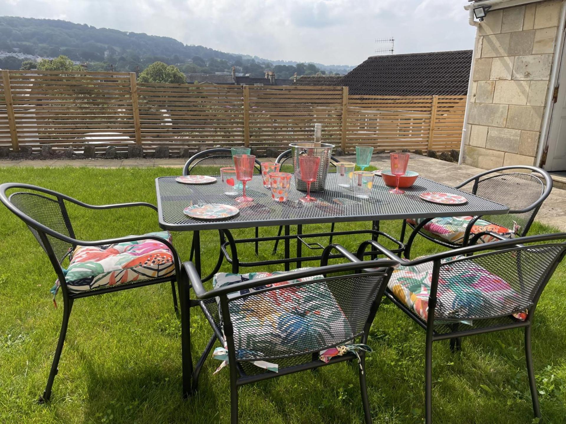 No 12 - Stylish & Homely 3 Bed With Parking Close To City Centre Bath Kültér fotó